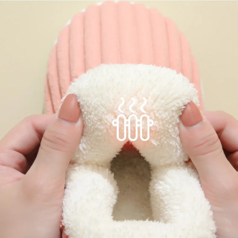 Ultra-Warm Ergonomic Fur Slippers – Cozy & Comfortable